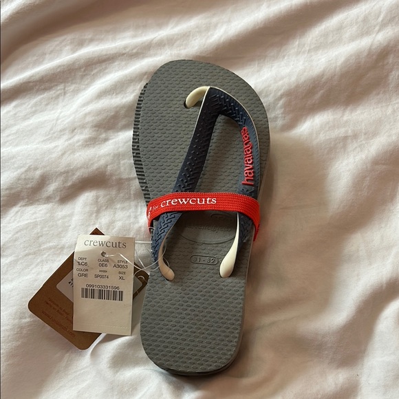 Havaianas Other - Havaianas for crewcuts Red and Gray boys flip flops NWT